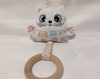 Gato de juguete para cochecito o silla de transporte, ITH, estructura 10x10cm, acabado: 10cm sin cintas, pequeña costura a mano para cierre