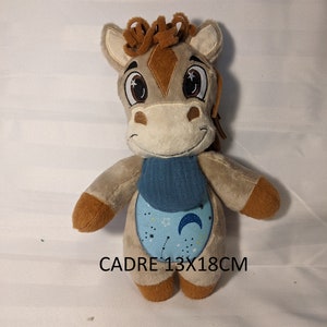 Borduurbestand, PAARDENPLUCHE, 13X18cm frame met wat kleine handstiksels, afmetingen: 25cm hoog