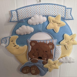Korona personalizowana "Śpiący Miś", ramka 13x18cm, z pilnikiem do hafciarki, cyfrowa, wymiary: 32X30CM WYSOKOŚĆ