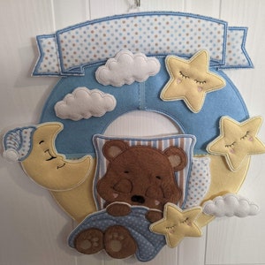 Personalized crown "Sleeping bear", frame 13x18cm, ith, file for embroidery machine, digital, size: 32X30CM HIGH