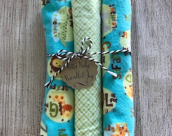 Burp Cloths| Set of 3 Burp Rags| Baby Shower Gift| Baby Gift| Baby Girl| Baby Boy| Newborn Gift| Soft Flannel| Zoo Animal