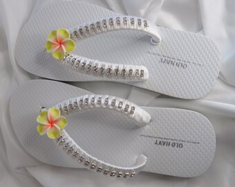 girls size 1 flip flops
