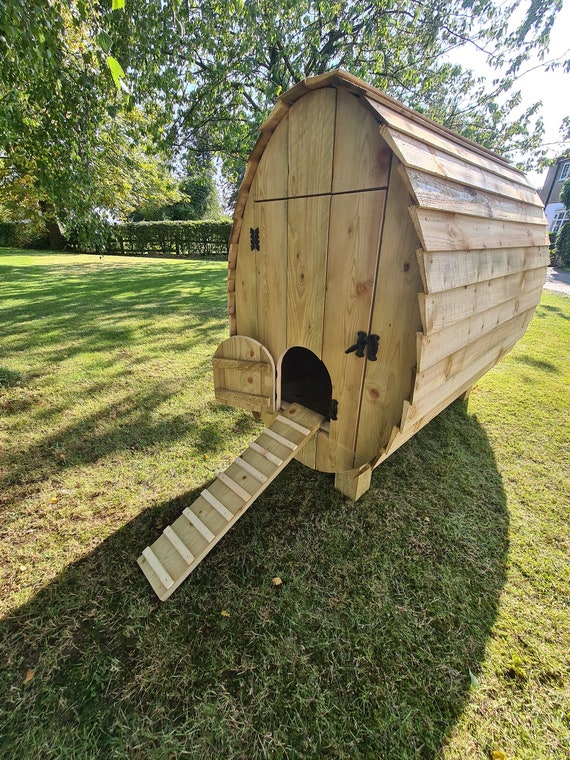 Poulailler/hutte en forme dœuf pour jusquà 8 poulets de Etsy
