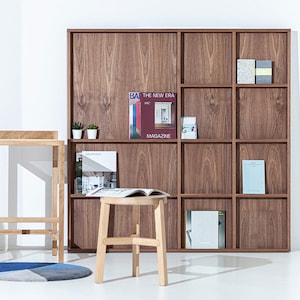 ATLAS Hängeschrank | Holzwandelement | Nussbaum | Eiche