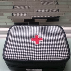Primo soccorso * Borsa per kit di pronto soccorso in tessuto per seggiolino auto * VW * Maggiolino e Porsche 911 Targa * Pepita MINI