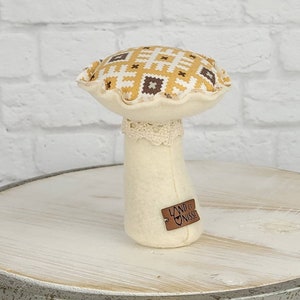 Fall Mushroom, Cottagecore Mushroom Decor Aesthetic, Plush Mushroom Gifts for Women, Handmade Mushroom Core Decor, Cottagecore Bedroom Decor