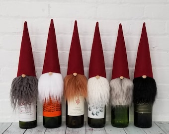 Christmas Gnome Wine Topper, Wine Accesories for New Home Gifts for Her, Scandinavian Gnome Hat Wine Bottle Topper, Hostess Gift for Women
