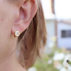 Small Square Shape Cubic Zircon Diamond Hoops Earrings Mini Huggies Hoop Earrings Minimalist Earrings Gift Diamond Shape One Touch Earrings