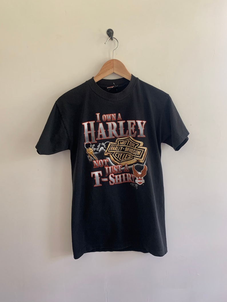 Rare Harley Davidson vintage shirt “ i don’t just own this Harley shirt I own a Harley” 1980s classic soft trendy image 3