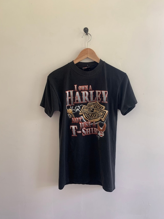 Rare Harley Davidson vintage shirt “ i don’t just own this Harley shirt I own a Harley” 1980s classic soft trendy