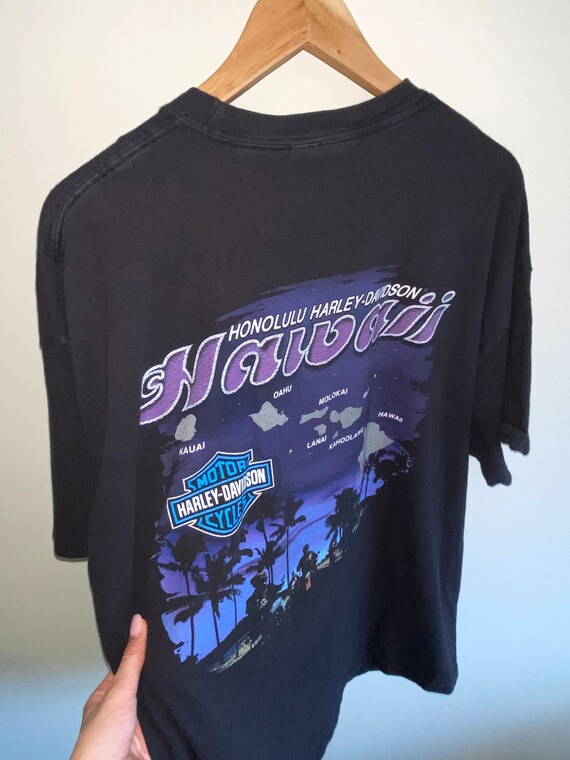 royal blue tee shirt