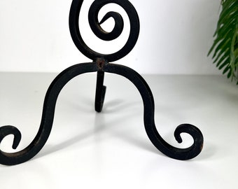ヴィンテージ中世風渦巻き燭台：魔女の祭壇用燭台 - Etsy 日本