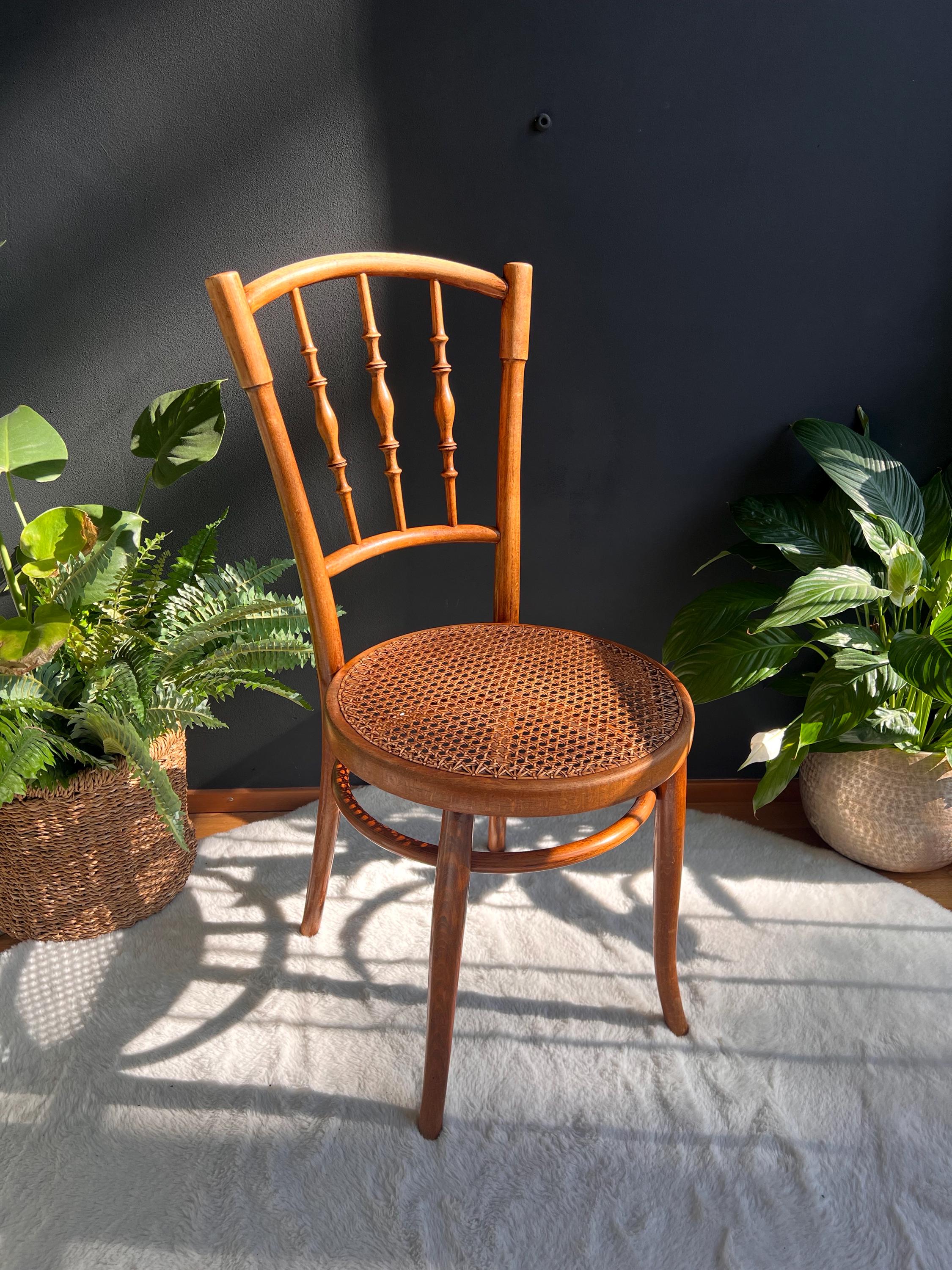 Set of Six Labeled Thonet No. 14 Bentwood Bistro Chairs