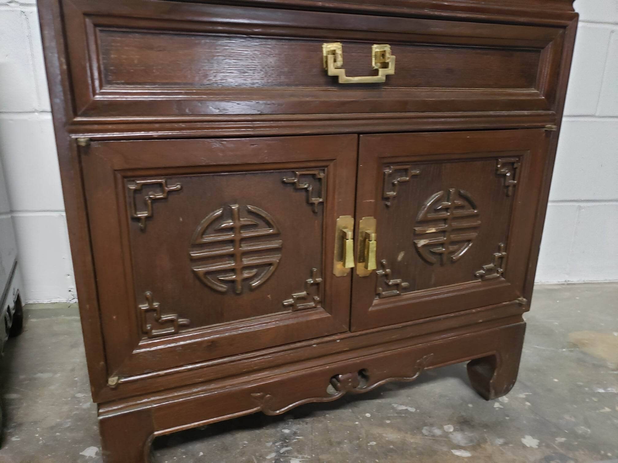 Soldsoldvintage Asian Style Nightstands/ Oriental Style Nightstands