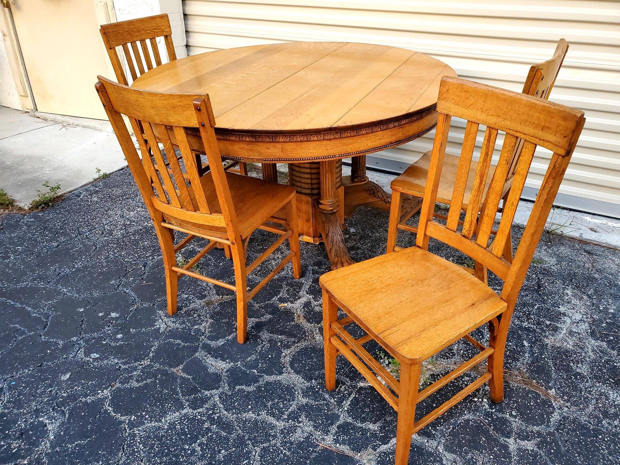 Antique Claw Foot Oak Table/ Antique Dining Table/19th Century Quarterd