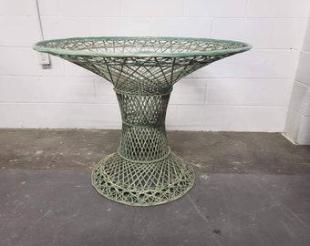 Spun Fiberglass Table W/Glass Russell Woodard Vintage Table