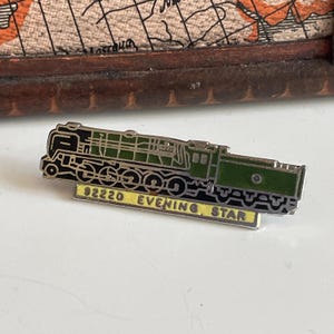 Vintage Badge 92220 Evening Star Railway Train Locomotive Enamel Pin Badge