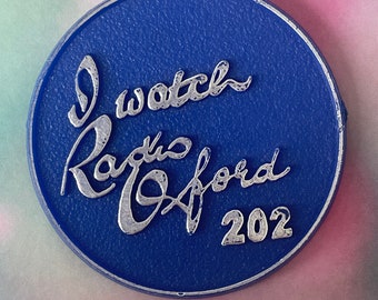 Vintage Badge Radio Oxford 202 Rediffusion TV Promo 1970s Pin