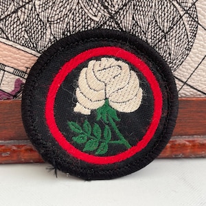 Vintage Girl Guides WHITE ROSE Patrol Emblem Embroidered Patch Sew On