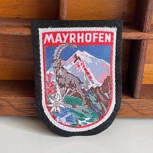 Vintage Patch MAYRHOFEN Ibex Austria Tyrol Tirol Skiing Souvenir Cloth Badge