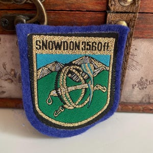 Vintage Patch Snowdon Snowdonia Summit Wales Hiking Souvenir Sew On Cloth Badge