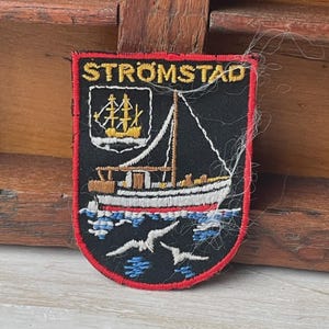 Vintage Tygmärke Strömstad Sverige Svensk Souvenir Tyg Påsymärke