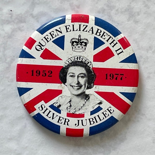 Queen Elizabeth Ii Badge - Etsy