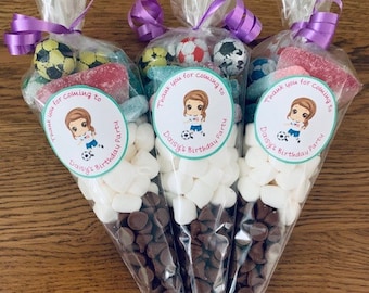 24 X Green Football Themed Pre Filled Party Cones Personalised+Free Sweety Bag