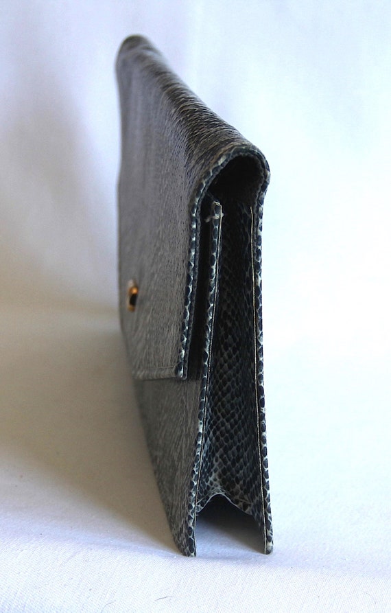 Python look 70's clutch bag - image 9