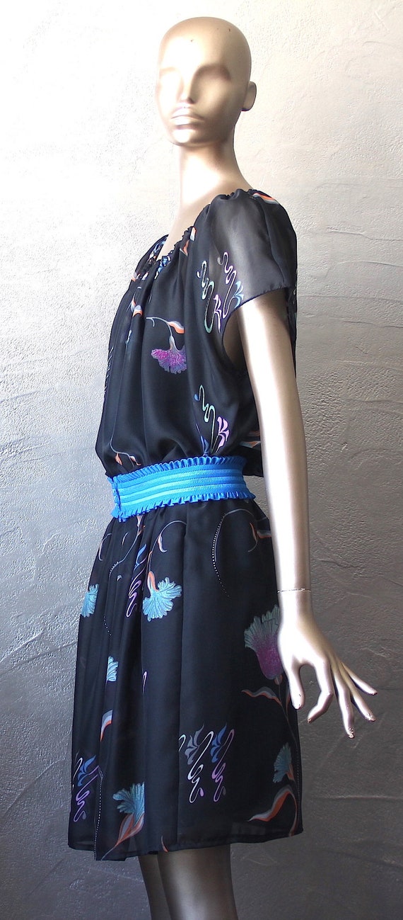 70'S dress in printed voile - image 7