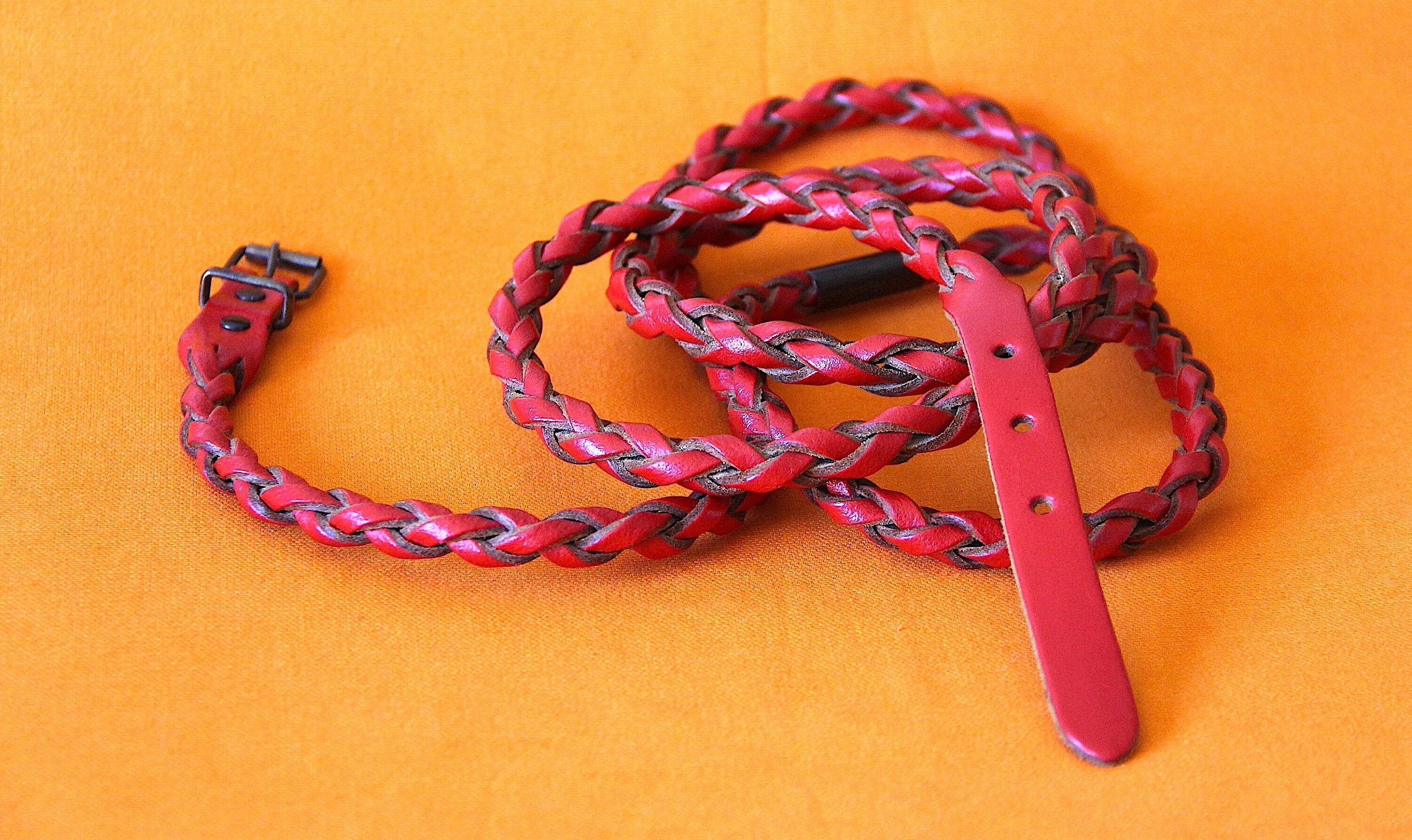 Vintage Red Braided Leather Belt with Knot Detail | Adjustable Vintage Billabong Red Braided Leather Belt – The Nomads Garage main image 4