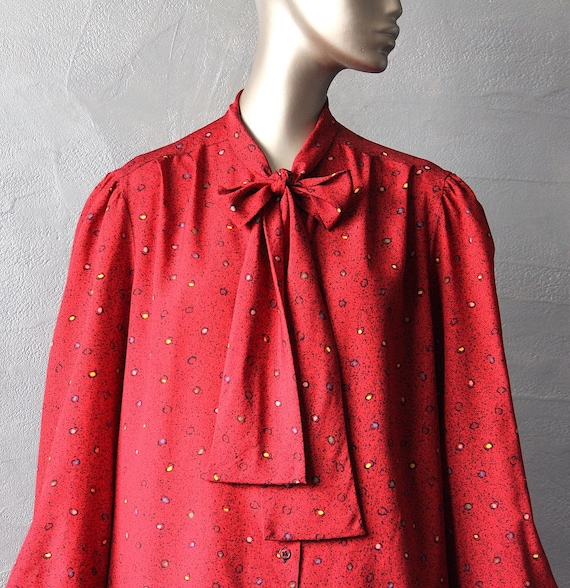 80's red blouse with Lavallière collar - image 1