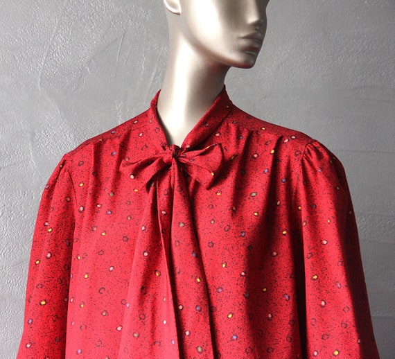 80's red blouse with Lavallière collar - image 3