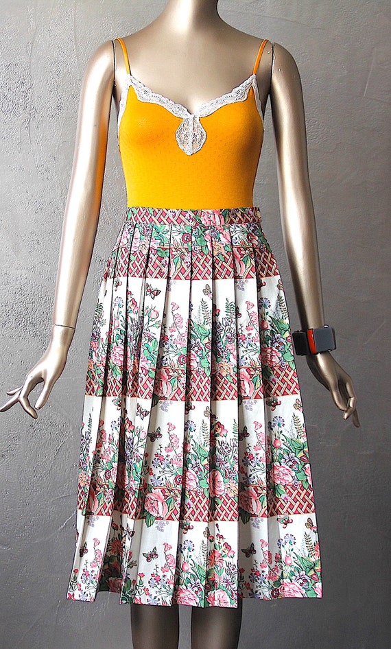 80's cotton skirt with garden print - image 3