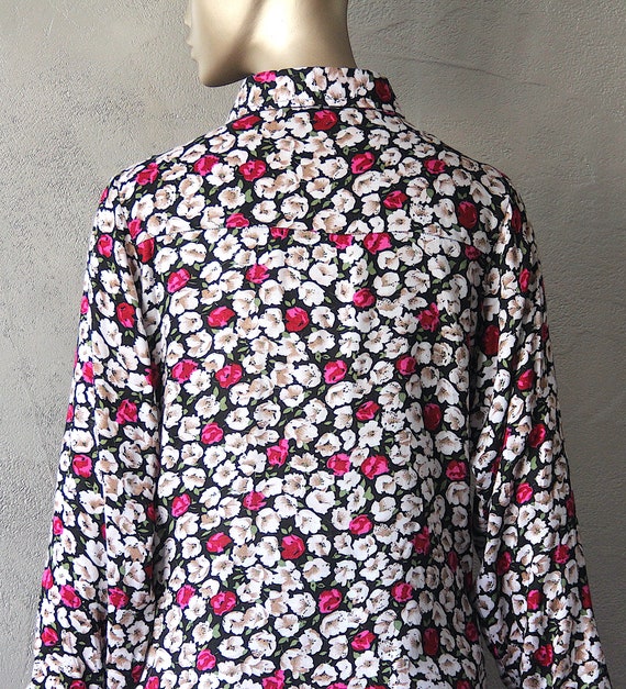 Liberty style floral 80's blouse - image 10