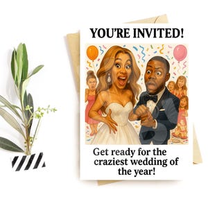 Wilde Hochzeitseinladungskarte – Lustiges Braut & Bräutigam Chaos – Du bist eingeladen zur verrücktesten Hochzeit des Jahres