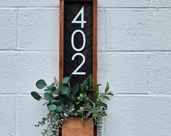 Fairview Vertical Address Sign Planter- Reflective Address Plaque with House Numbers - Emergency Responder Approved