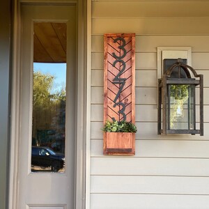 Fairview Vintage Style Hanging Planter with Custom House Numbers - Personalized Front Porch Decor Bild 7