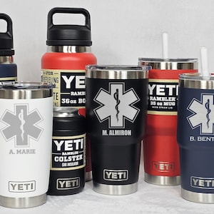 Personalisierte EMT, Sanitäter, EMS Geschenk. Lasergravierte YETI Becher, Becher mit Griffen, Dosendeckel und Flaschen. Vorhanden. in mehreren Farben