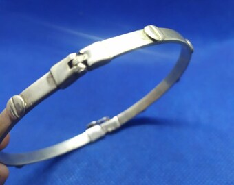Indian jewelry, vintage sterling silver worn, smooth,  patina, clasp arm/anklet bracelet, 3 1/4 iches inner diameter