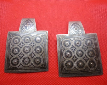 Moroccan Jewelry, old Berber pair Souss silver nielo square pendants, original, 3 1/2 inches long
