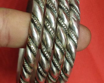 Moroccan Jewelry, lot of 4 old Berber souss fine silver bangles bracelets, nice wear and patina, 2 5/8 " inner diameter