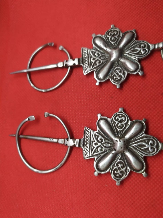 Moroccan Jewelry, pair matched antique fine silve… - image 2