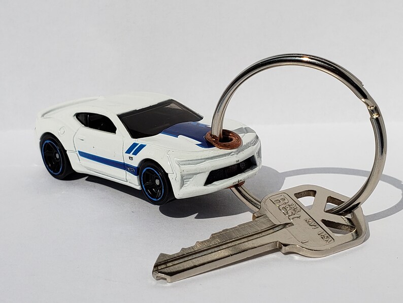 Hot Wheels Keychain 2017 Camaro Car Keychain Keyring with NO Etsy