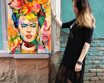 Frida Kahlo portret Frida Kahlo acryl handgemaakt schilderij Bohemianin kunst met oranje geel roze kleuren Frida met heldere bloemen op hoofd