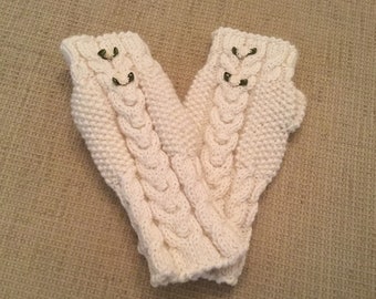 Fingerless gloves, mittens