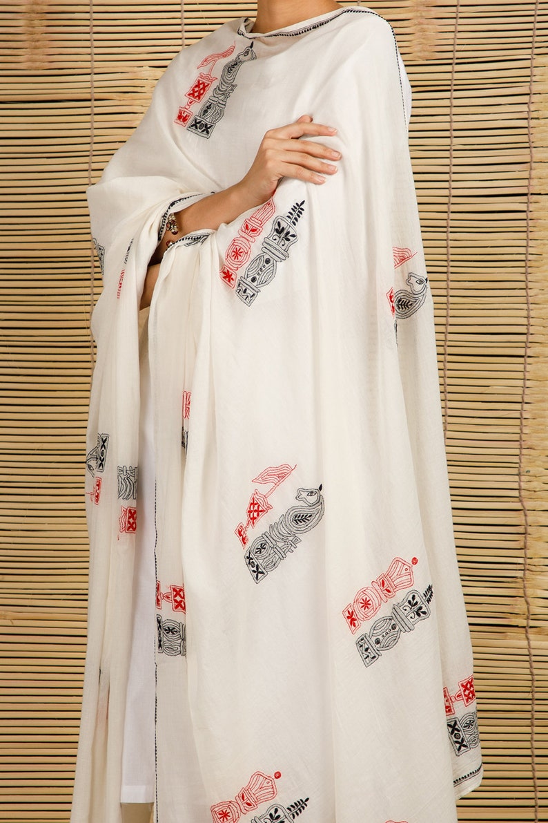 Chikankari Cotton Dupatta, white chikan dupatta, soft cotton dupatta, summer chikankari, mul chikan dupatta, white cotton dupatta, red stole image 1