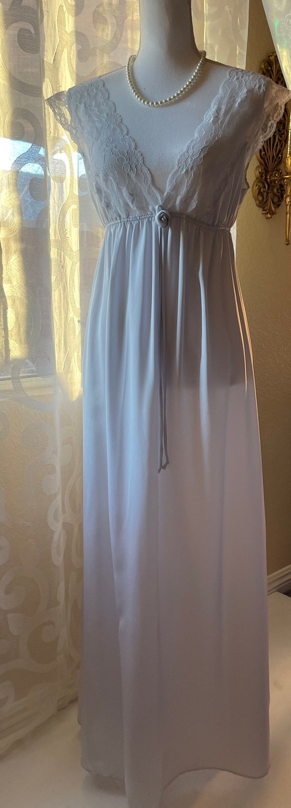 Stunning Vintage Victoria’s Secrets Nightgown Gem