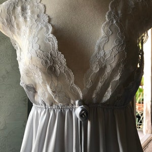 Stunning Vintage Victoria’s Secrets Nightgown