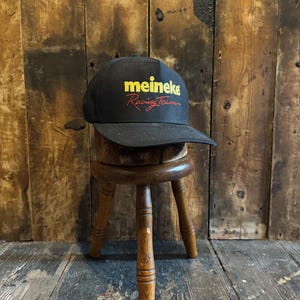 Vintage American Trucker Hat, Snapback Fastening.